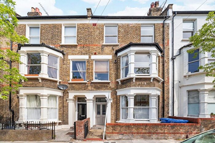 1 Bedroom Apartment To Rent In Witherington Road, London, N5