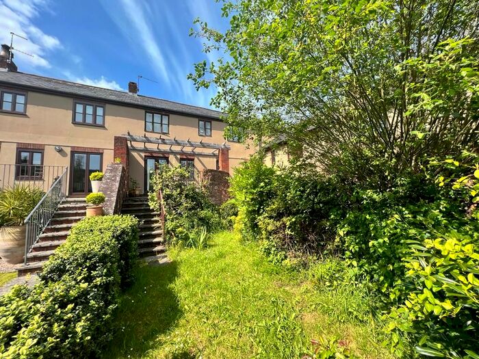 3 Bedroom Barn Conversion For Sale In Kennford, Exeter, EX6