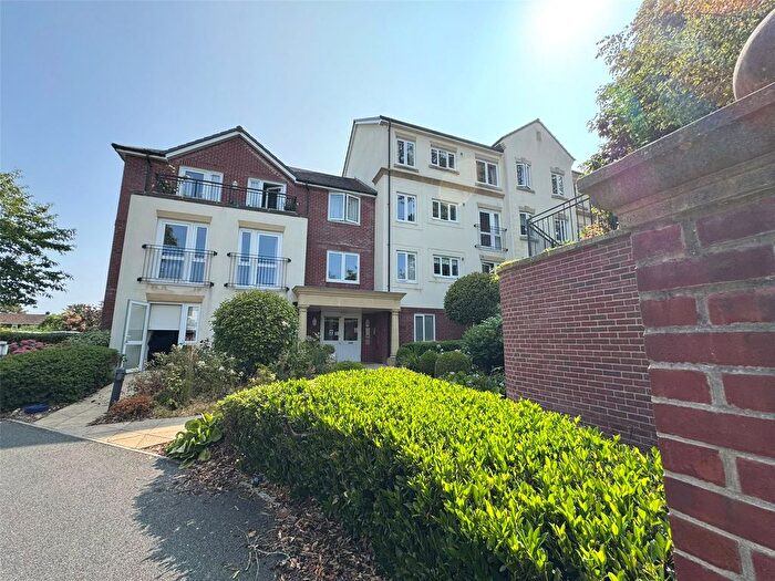 1 Bedroom Flat For Sale In Langford Road, Honiton, Devon, EX14