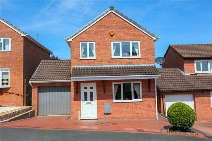 3 Bedroom House To Rent In Tollhouse Road, Bromsgrove, B60