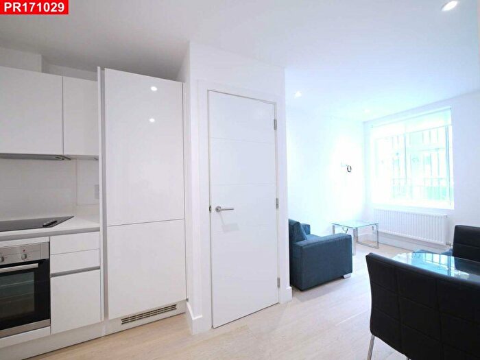 2 Bedroom Flat To Rent In Clyde Square, Limehouse, – Bedrooms Flat, E14