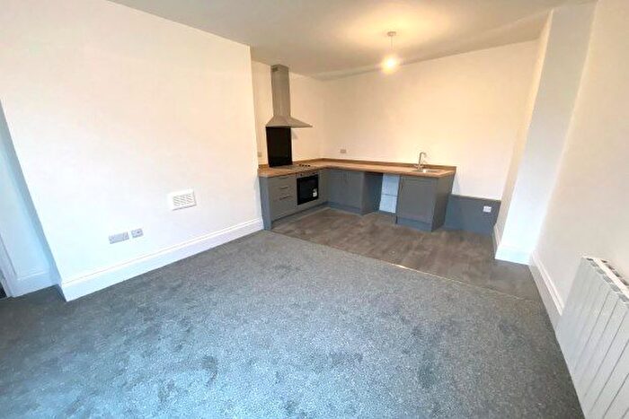 1 Bedroom Flat To Rent In Queens Head Court, Newark, NG24
