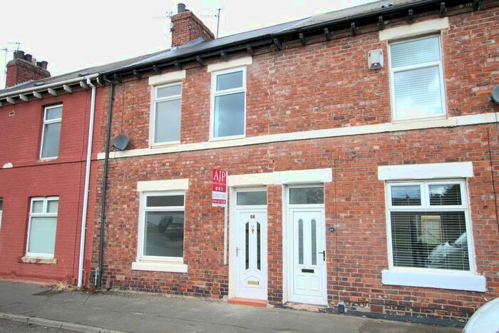 3 Bedroom Terraced House To Rent In Glen Street, Hebburn, NE31
