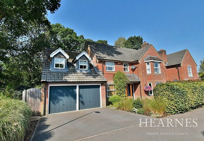 5 Bedroom Detached House For Sale In Casterbridge Road, Ferndown, BH22