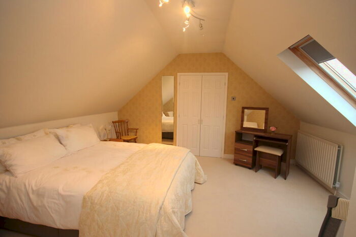 4 Bedroom Detached Bungalow For Sale In Burnt House Road, West Monkseaton, Whitley Bay, NE25