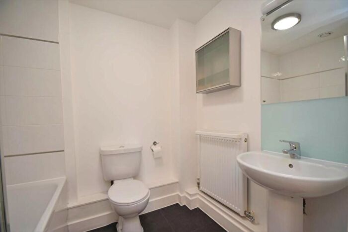 1 Bedroom Flat To Rent In Southampton, SO15