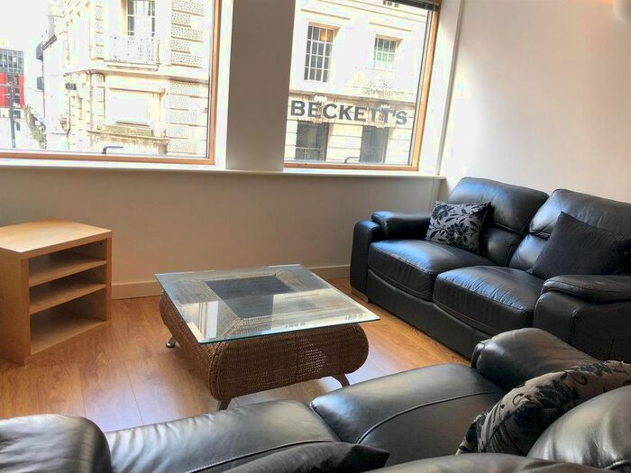 2 Bedroom Flat To Rent In Park Row, Leeds, West Yorkshire, LS1