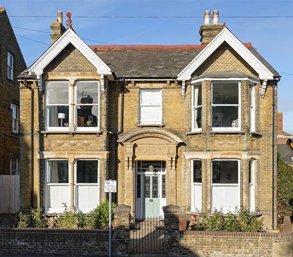 5 Bedroom Detached House For Sale In Barty House, Newton Road, Faversham, ME13