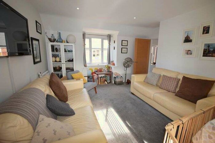 2 Bedroom Property To Rent In 3 The Sidings, Station Road, Toddington, LU5