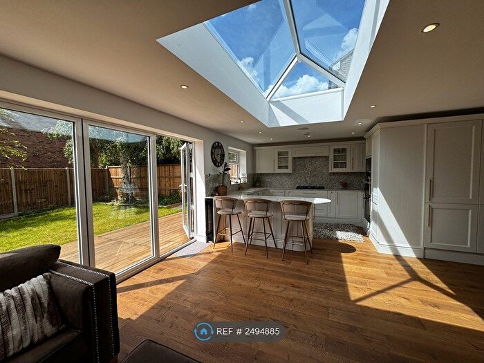 4 Bedroom Detached House To Rent In Borrell Close, Broxbourne, EN10