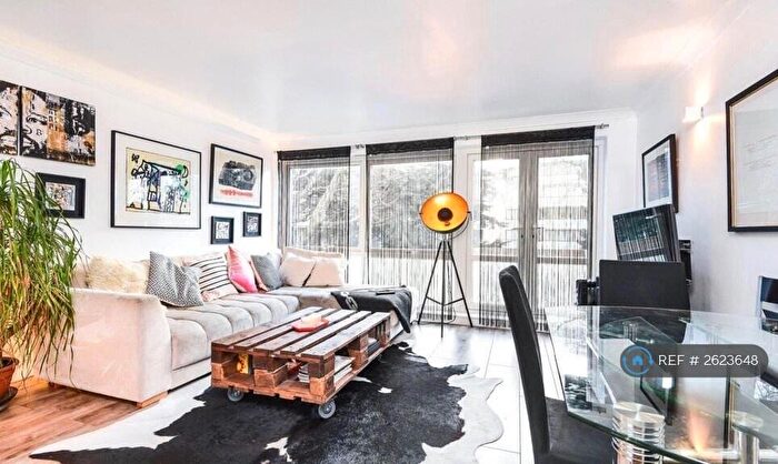 2 Bedroom Flat To Rent In North Hill, London, N6