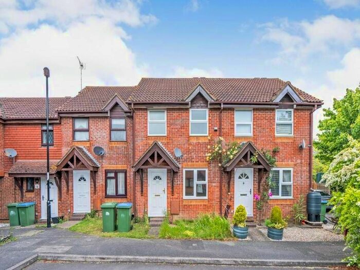 2 Bedroom Terraced House To Rent In Brunel Road, Southampton, SO15