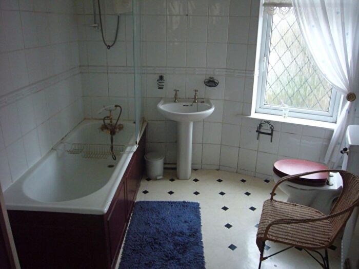 2 Bedroom End Of Terrace House To Rent In Barnsley Road, Cudworth, Barnsley, S72