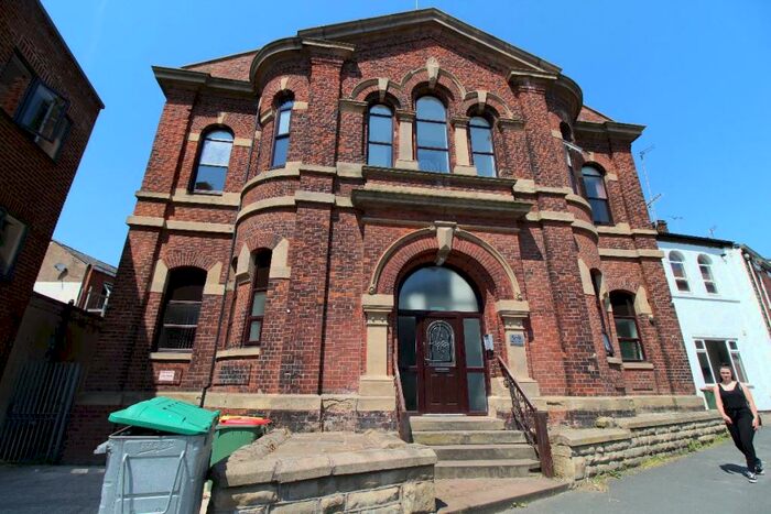 3 Bedroom Flat To Rent In Moor Lane, Preston, PR1