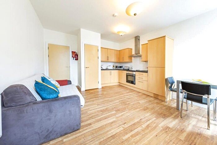 4 Bedroom Flat To Rent In Princess Victoria Street, Bristol, BS8