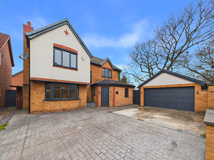 4 Bedroom Detached House For Sale In Bluebell Way, Bamber Bridge, PR5