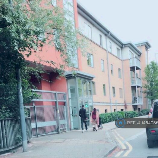 2 Bedroom Flat To Rent In Ream Court, Wycombe, High Wycombe, HP11