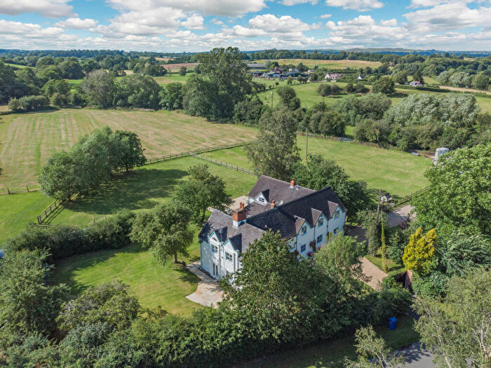 5 Bedroom Detached House For Sale In Combridge, Uttoxeter, Staffordshire, ST14