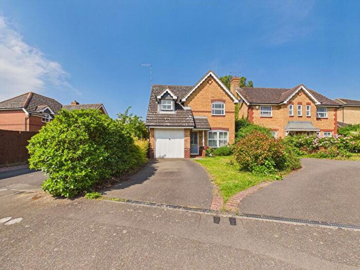 3 Bedroom Detached House For Sale In Willow Holt, Hampton Hargate, PE7