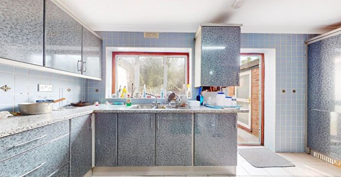 3 Bedroom Terraced House To Rent In Burges Road, London, E6