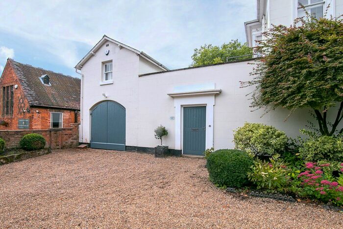 2 Bedroom Detached House To Rent In Ampton Road, Edgbaston, Birmingham, B15