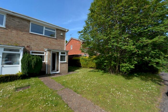 2 Bedroom Semi-Detached House To Rent In New Road, Fair Oak, Eastleigh, SO50