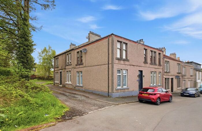 2 Bedroom Flat For Sale In Lime Road, Tamfourhill, Falkirk, FK1