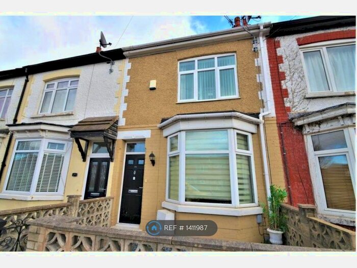 4 Bedroom Terraced House To Rent In Springwell Lane, Doncaster, DN4