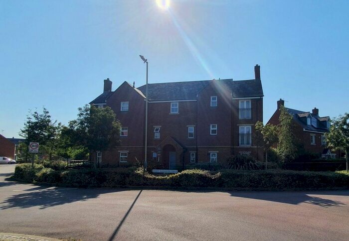 1 Bedroom Flat To Rent In Queen Elizabeth Drive, Swindon SN25