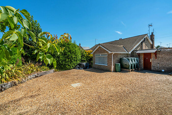 3 Bedroom Semi-Detached Bungalow For Sale In Tuckers Nook, Maxey, Peterborough, Cambridgeshire, PE6