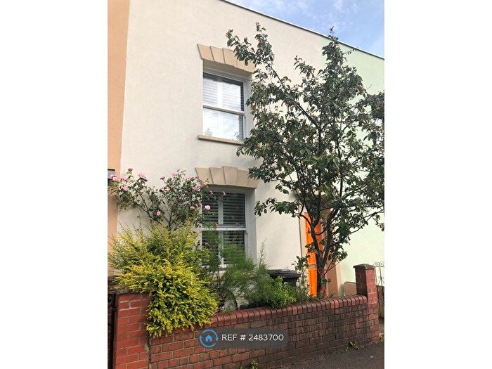 2 Bedroom Terraced House To Rent In Somerset Terrace, Bristol, BS3