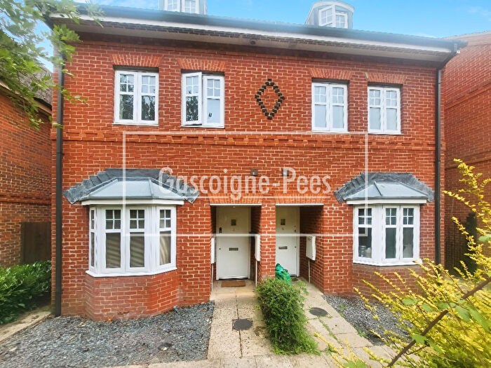 4 Bedroom House To Rent In Skylark Way, Shinfield, RG2