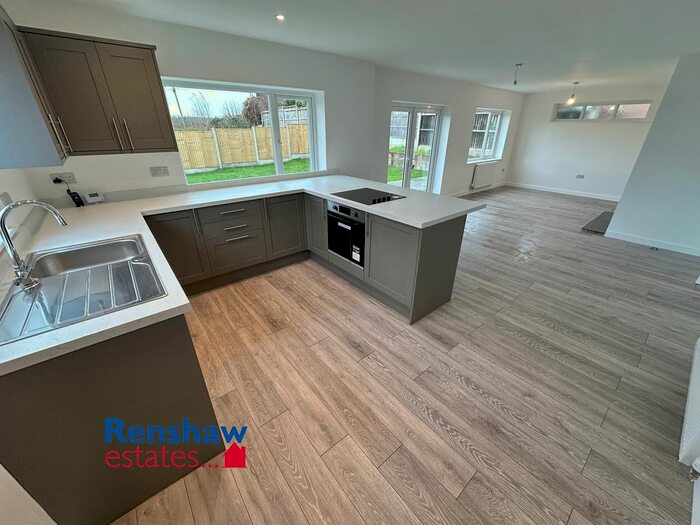 3 Bedroom Bungalow To Rent In Ladywood Road, Kirk Hallam, Ilkeston, DE7