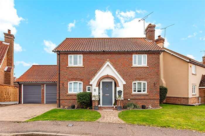 4 Bedroom Detached House For Sale In Penshurst Drive, South Woodham Ferrers, Chelmsford, Essex, CM3