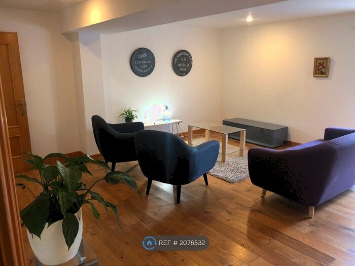 2 Bedroom Flat To Rent In Commercial Street, Edinburgh, EH6