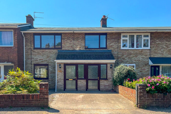 3 Bedroom Terraced House To Rent In Girton Road, Gorleston, NR31