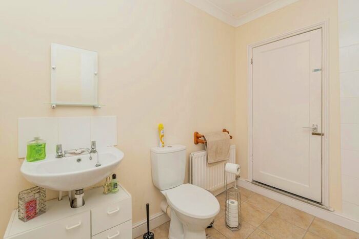 2 Bedroom Semi-Detached House For Sale In Shirley Park Road, Southampton, Hampshire, SO16