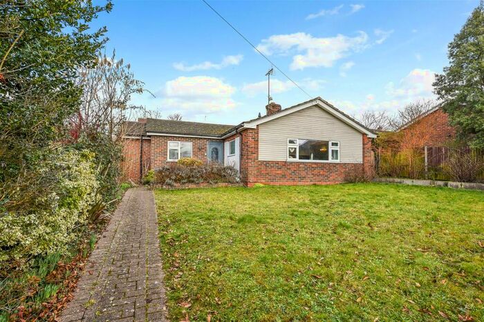 3 Bedroom Detached Bungalow For Sale In Micheldever Road, Whitchurch, RG28
