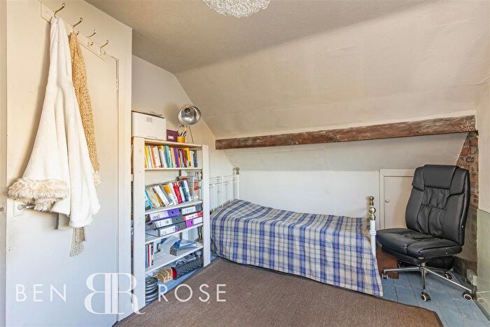 2 Bedroom Semi-Detached House For Sale In Thirlmere Road, Blackrod, Bolton, BL6