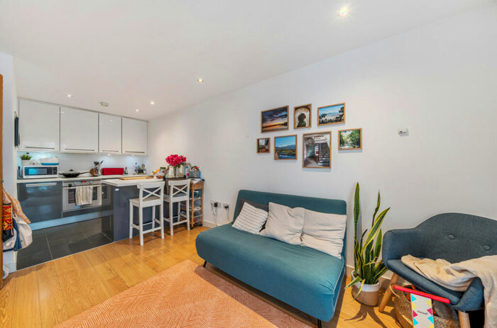 1 Bedroom Apartment To Rent In Conington Road, Lewisham, London, SE13