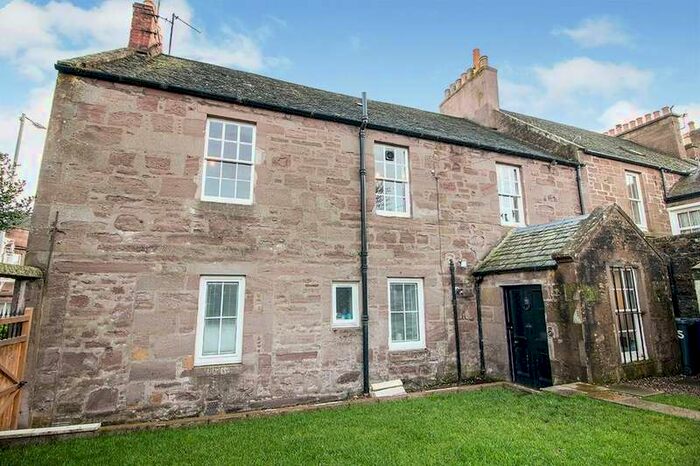 4 Bedroom Flat To Rent In Panmure Street, Brechin, DD9