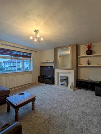 2 Bedroom Flat To Rent In Mosford Court, Hatfield Close, Barkingside, IG6