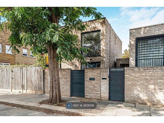 2 Bedroom Detached House To Rent In Waldeck Road, London, W13