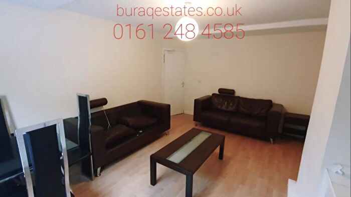 4 Bedroom Semi Detached House To Rent In Mauldeth Road West, Withington, Manchester, M20