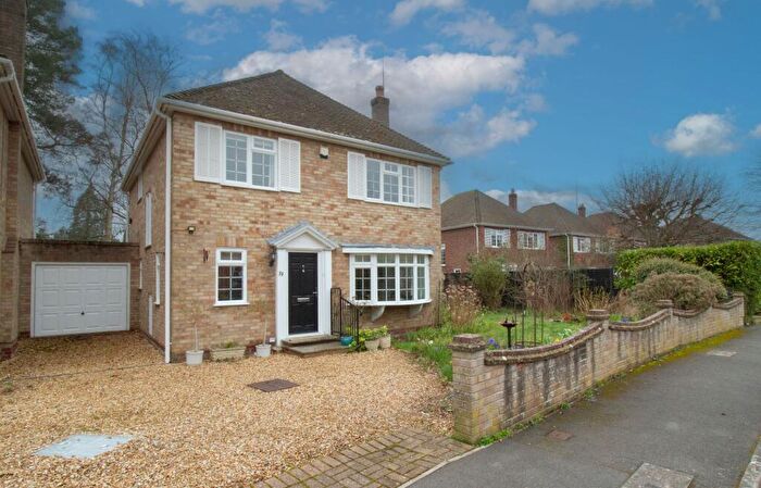 4 Bedroom Detached House For Sale In Williams Way, Fleet, GU51