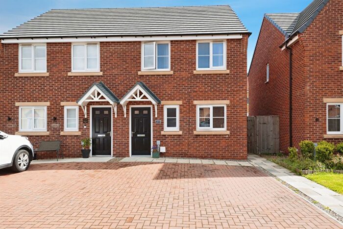 3 Bedroom Semi Detached House For Sale In Maplewood Drive, Middlesbrough, TS6