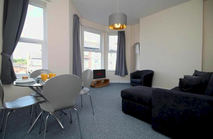 1 Bedroom Flat To Rent In Stow Heights, Stow Hill, Newport, NP20