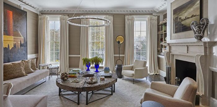 8 Bedroom Town House To Rent In Cheyne Walk, Chelsea, SW3