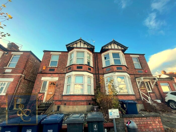 2 Bedroom Flat To Rent In Sevington Road, Hendon, NW4