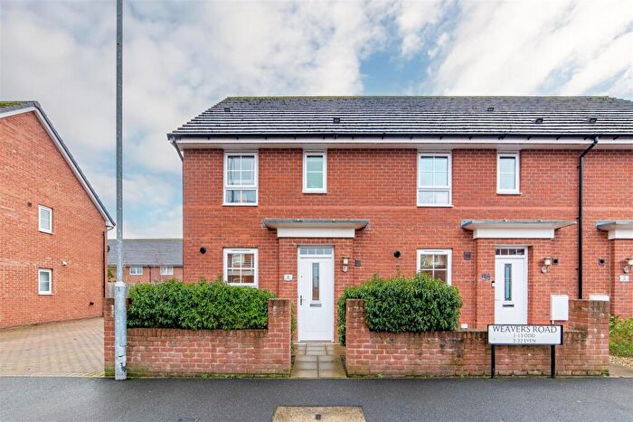 3 Bedroom End Of Terrace House For Sale In Weavers Road, Morpeth, NE61